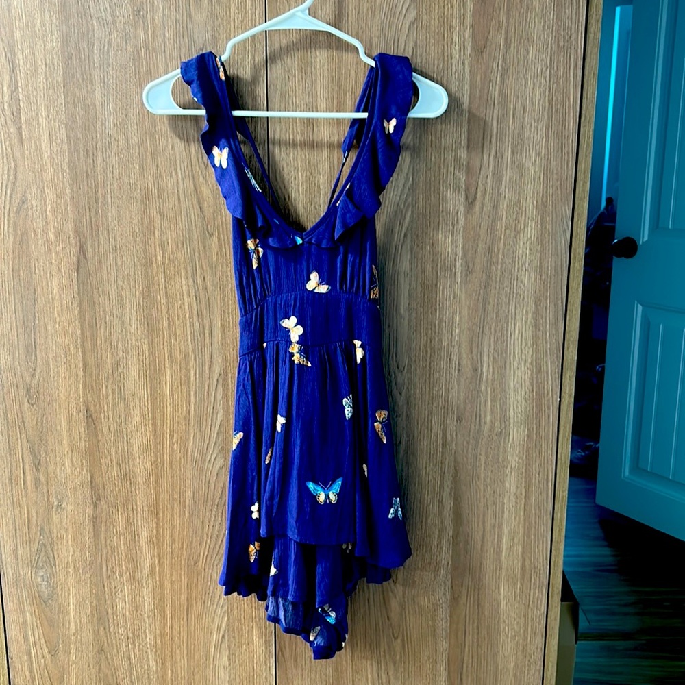 🌈 NWT Urban Outfitter’s Emila Butterfly Romper shorts Medium